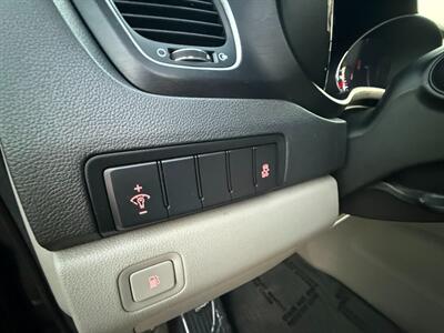 2020 Kia Sedona LX - Photo 21 - Norwalk, CA 90650-2241