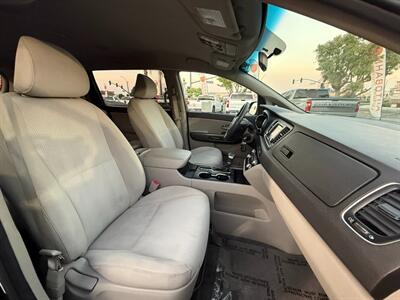 2020 Kia Sedona LX - Photo 37 - Norwalk, CA 90650-2241