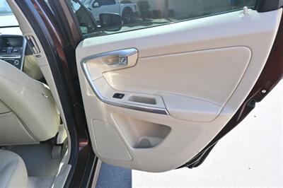 2015 Volvo XC60 T6 Drive-E   - Photo 50 - Norwalk, CA 90650-2241
