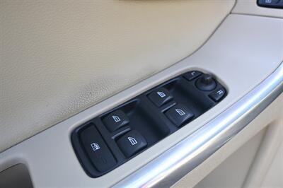 2015 Volvo XC60 T6 Drive-E   - Photo 19 - Norwalk, CA 90650-2241