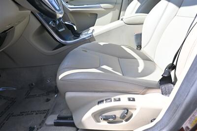2015 Volvo XC60 T6 Drive-E   - Photo 24 - Norwalk, CA 90650-2241