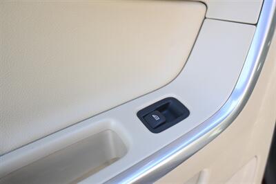 2015 Volvo XC60 T6 Drive-E   - Photo 42 - Norwalk, CA 90650-2241