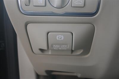 2015 Volvo XC60 T6 Drive-E   - Photo 34 - Norwalk, CA 90650-2241