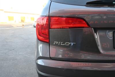 2016 Honda Pilot Touring   - Photo 9 - Norwalk, CA 90650-2241