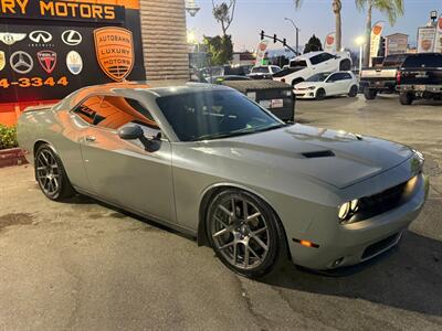 2017 Dodge Challenger R/T - Photo 15 - Norwalk, CA 90650-2241