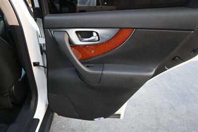 2009 INFINITI FX35   - Photo 60 - Norwalk, CA 90650-2241