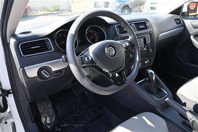 2017 Volkswagen Jetta 1.4T S   - Photo 29 - Norwalk, CA 90650-2241