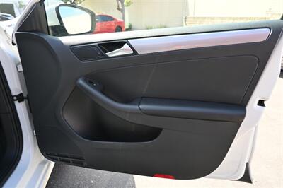 2017 Volkswagen Jetta 1.4T S   - Photo 57 - Norwalk, CA 90650-2241