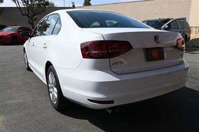 2017 Volkswagen Jetta 1.4T S   - Photo 9 - Norwalk, CA 90650-2241
