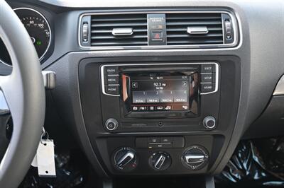 2017 Volkswagen Jetta 1.4T S   - Photo 37 - Norwalk, CA 90650-2241
