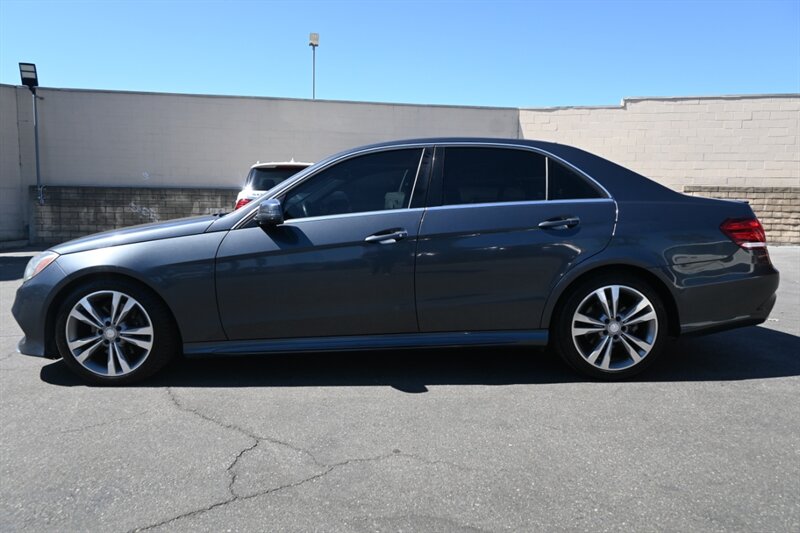 2015 Mercedes Benz E 350 photo 4