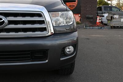 2013 Toyota Sequoia Platinum   - Photo 5 - Norwalk, CA 90650-2241