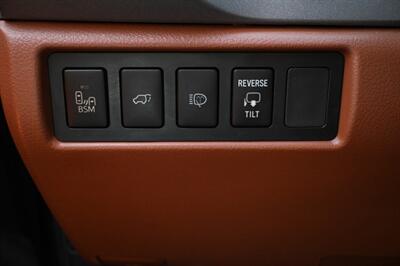 2013 Toyota Sequoia Platinum   - Photo 33 - Norwalk, CA 90650-2241