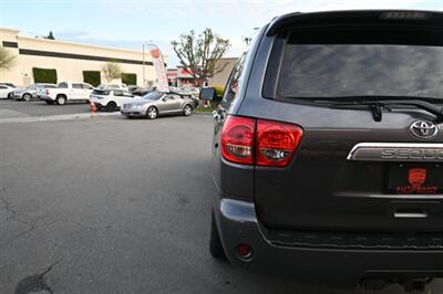 2013 Toyota Sequoia Platinum   - Photo 9 - Norwalk, CA 90650-2241