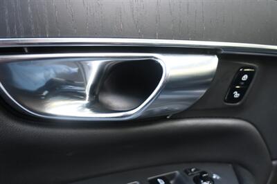 2020 Volvo XC90 T5 Momentum   - Photo 20 - Norwalk, CA 90650-2241