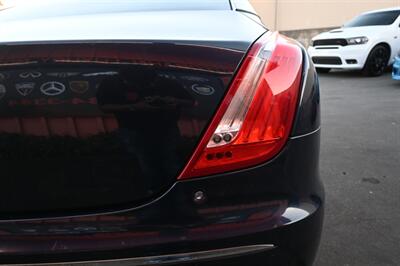 2011 Jaguar XJ   - Photo 11 - Norwalk, CA 90650-2241