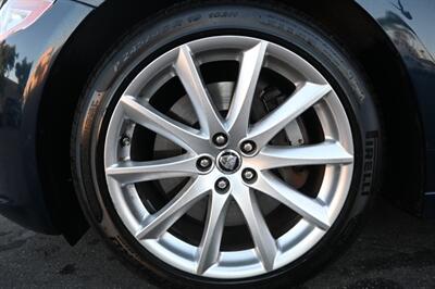 2011 Jaguar XJ   - Photo 16 - Norwalk, CA 90650-2241