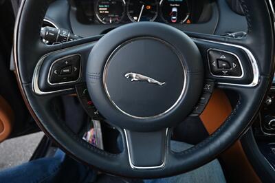 2011 Jaguar XJ   - Photo 34 - Norwalk, CA 90650-2241