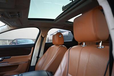 2011 Jaguar XJ   - Photo 22 - Norwalk, CA 90650-2241