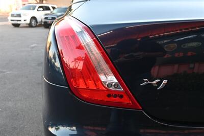 2011 Jaguar XJ   - Photo 9 - Norwalk, CA 90650-2241