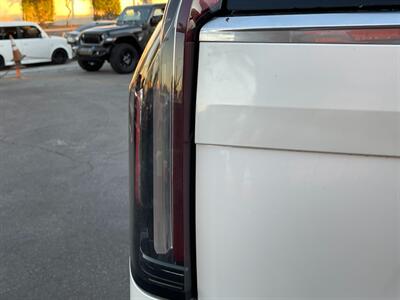 2022 Cadillac Escalade Luxury   - Photo 12 - Norwalk, CA 90650-2241