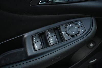 2018 Chevrolet Volt Premier   - Photo 19 - Norwalk, CA 90650-2241