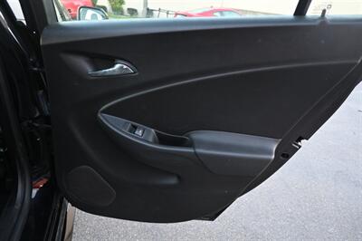 2018 Chevrolet Volt Premier   - Photo 48 - Norwalk, CA 90650-2241