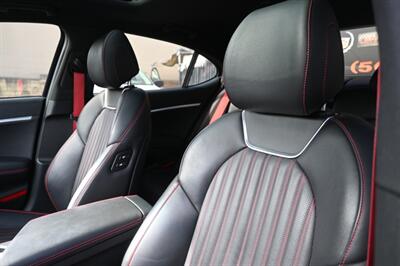 2022 Genesis G70 3.3T Standard   - Photo 25 - Norwalk, CA 90650-2241