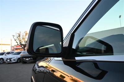 2014 Jeep Grand Cherokee Overland   - Photo 16 - Norwalk, CA 90650-2241