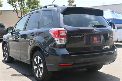 2017 Subaru Forester 2.5i Premium   - Photo 15 - Norwalk, CA 90650-2241