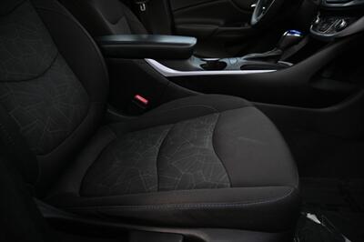 2018 Chevrolet Volt LT   - Photo 58 - Norwalk, CA 90650-2241