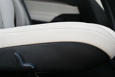 2022 Tesla Model X   - Photo 58 - Norwalk, CA 90650-2241