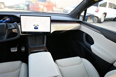 2022 Tesla Model X   - Photo 56 - Norwalk, CA 90650-2241