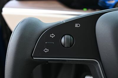 2022 Tesla Model X   - Photo 44 - Norwalk, CA 90650-2241