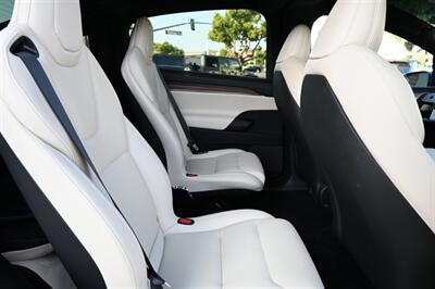 2022 Tesla Model X   - Photo 59 - Norwalk, CA 90650-2241