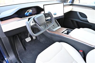 2022 Tesla Model X   - Photo 41 - Norwalk, CA 90650-2241