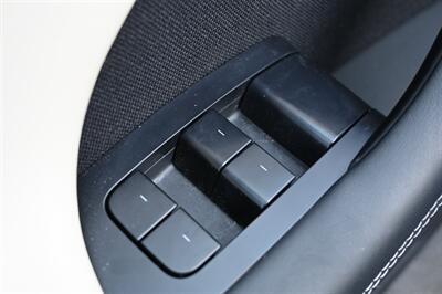 2022 Tesla Model X   - Photo 38 - Norwalk, CA 90650-2241