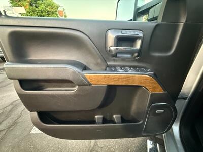 2018 Chevrolet Silverado 2500HD LTZ - Photo 17 - Norwalk, CA 90650-2241