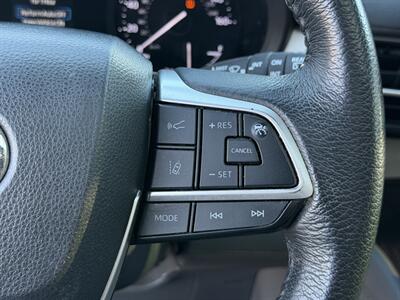 2022 Toyota Sienna XLE 7-Passenger - Photo 28 - Norwalk, CA 90650-2241