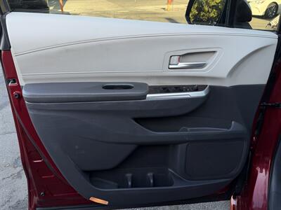 2022 Toyota Sienna XLE 7-Passenger - Photo 19 - Norwalk, CA 90650-2241