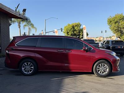 2022 Toyota Sienna XLE 7-Passenger - Photo 15 - Norwalk, CA 90650-2241