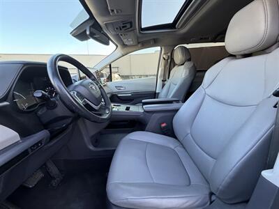 2022 Toyota Sienna XLE 7-Passenger - Photo 22 - Norwalk, CA 90650-2241