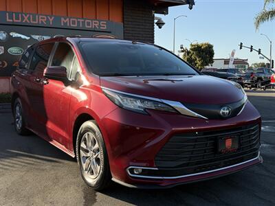 2022 Toyota Sienna XLE 7-Passenger - Photo 16 - Norwalk, CA 90650-2241