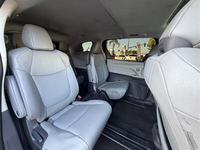 2022 Toyota Sienna XLE 7-Passenger - Photo 36 - Norwalk, CA 90650-2241