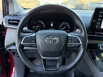 2022 Toyota Sienna XLE 7-Passenger - Photo 27 - Norwalk, CA 90650-2241