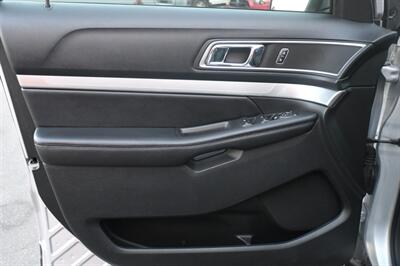 2016 Ford Explorer XLT   - Photo 17 - Norwalk, CA 90650-2241