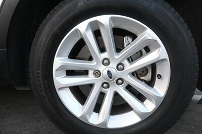 2016 Ford Explorer XLT   - Photo 15 - Norwalk, CA 90650-2241