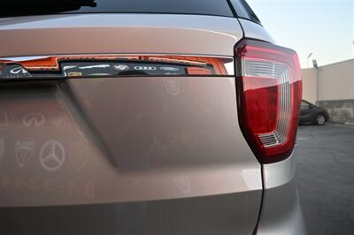 2016 Ford Explorer XLT   - Photo 11 - Norwalk, CA 90650-2241