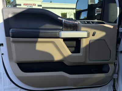 2017 Ford F-350 Super Duty Lariat   - Photo 32 - Norwalk, CA 90650-2241
