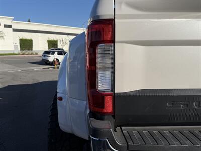 2017 Ford F-350 Super Duty Lariat   - Photo 17 - Norwalk, CA 90650-2241